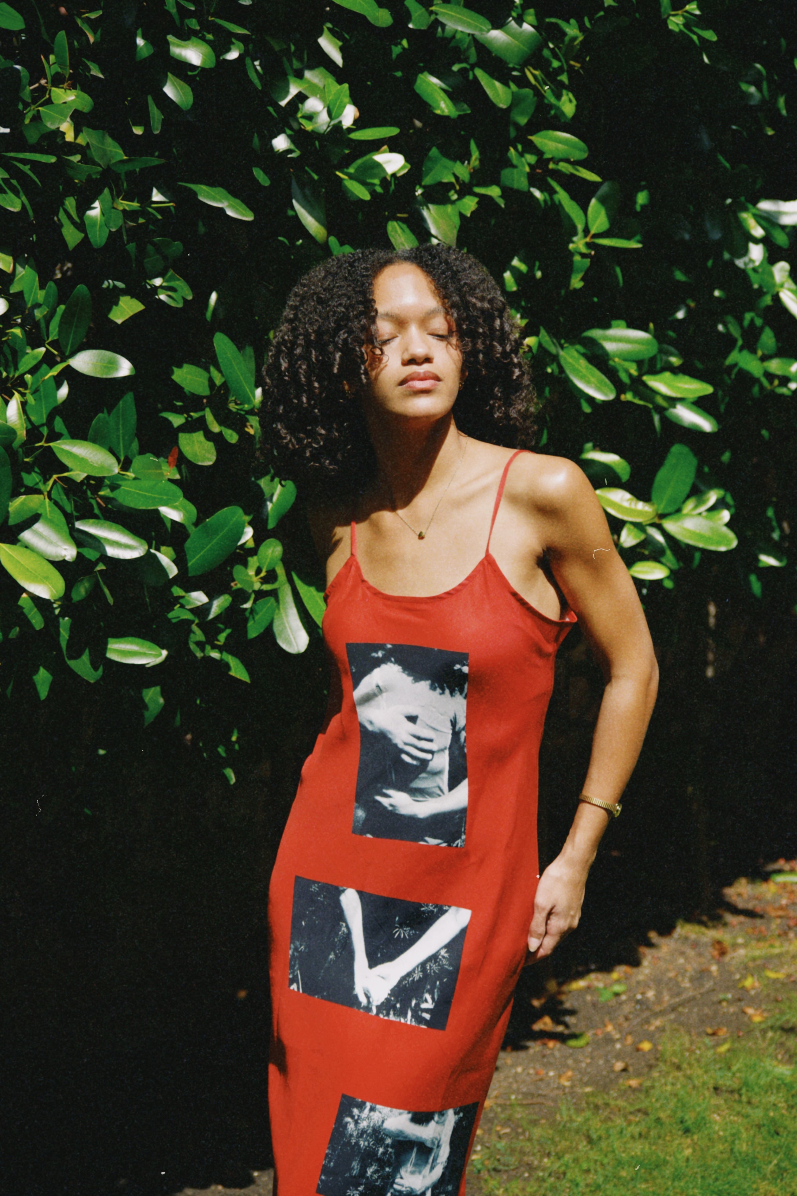 Abrazos Rojos Slip Dress