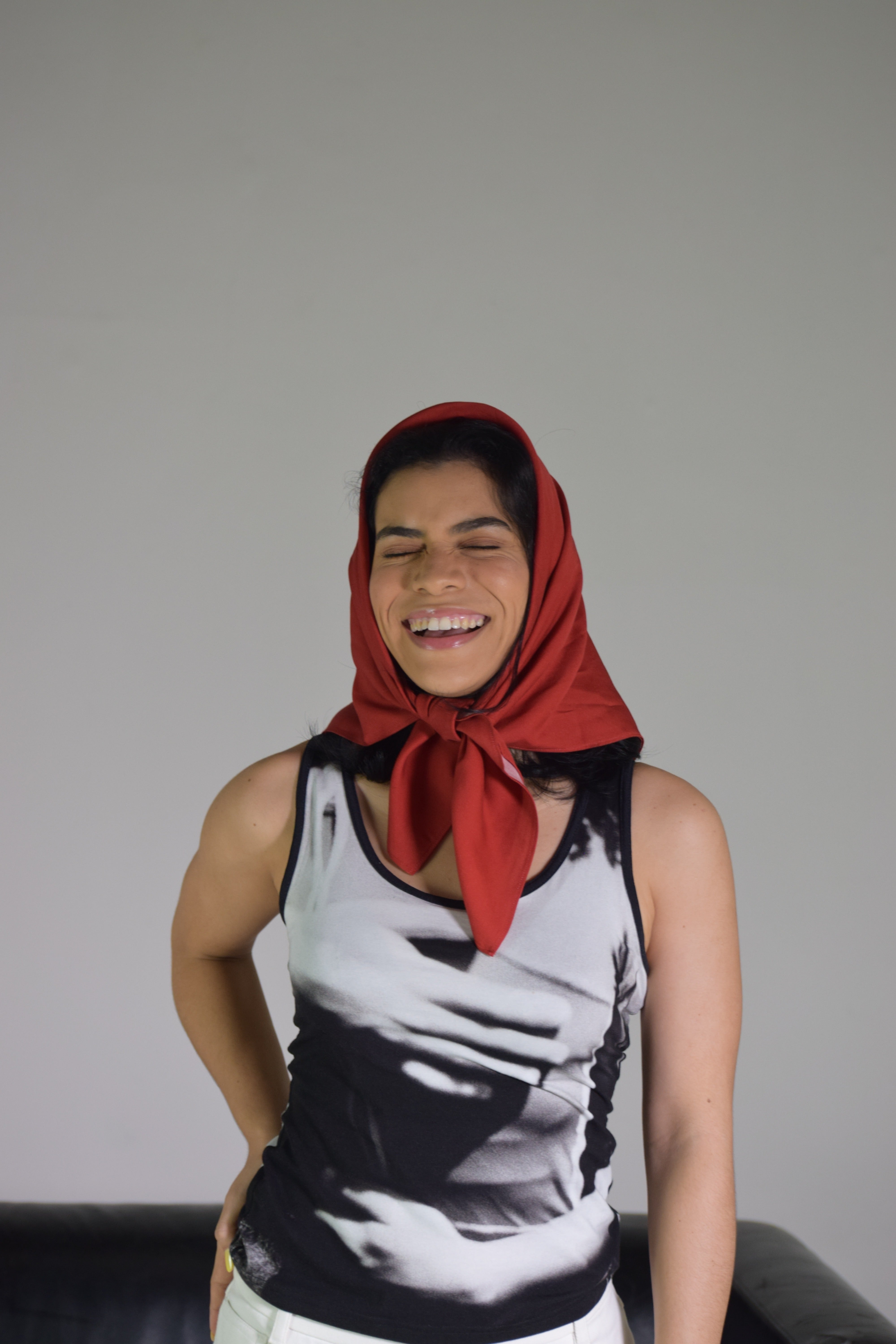 Abrazos Rojos Multi Purpose Scarf