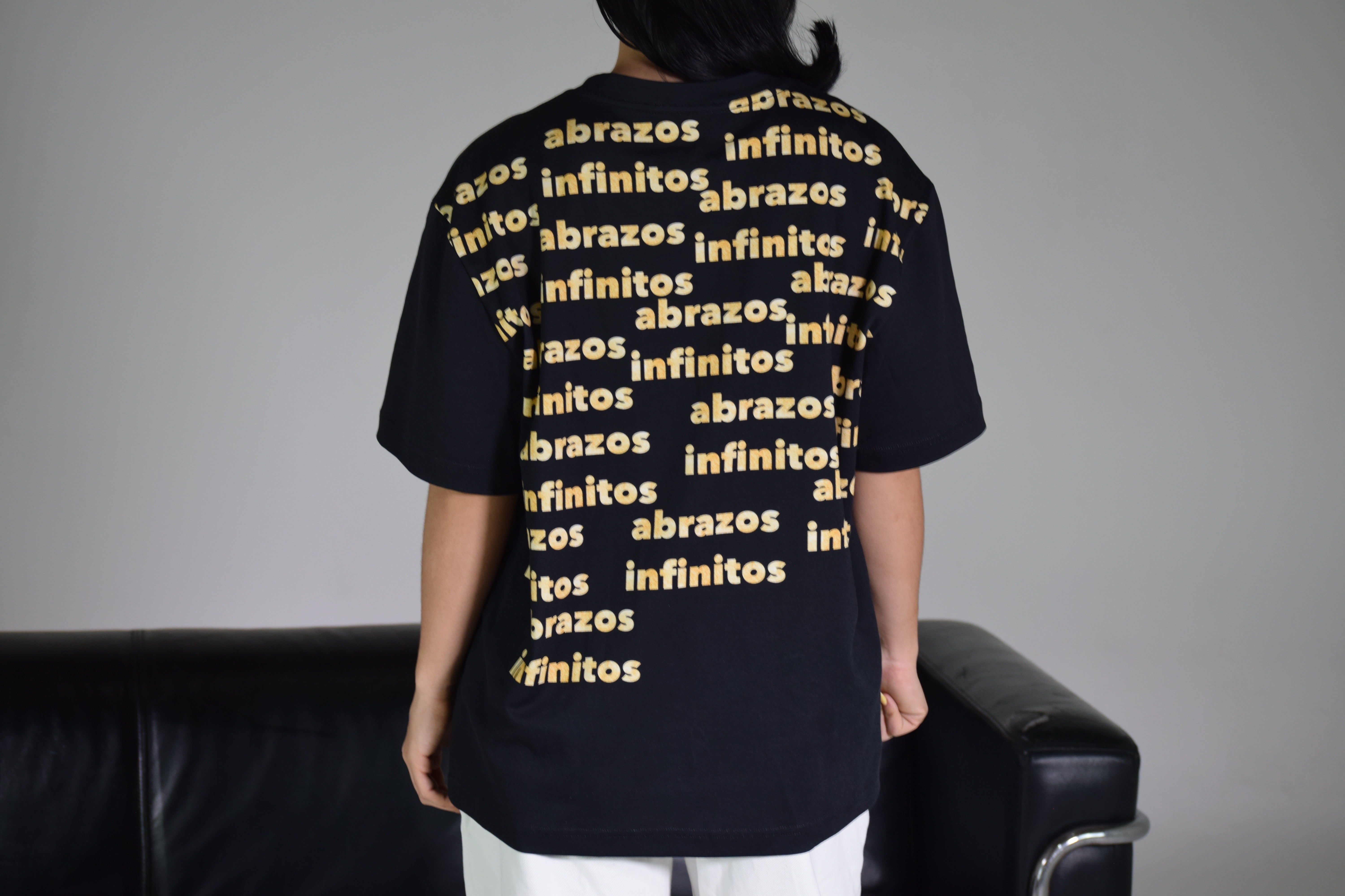 Abrazos Infinitos Boxy Tshirt